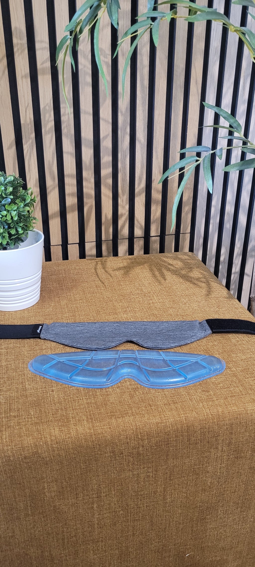 Technogel sleep mask