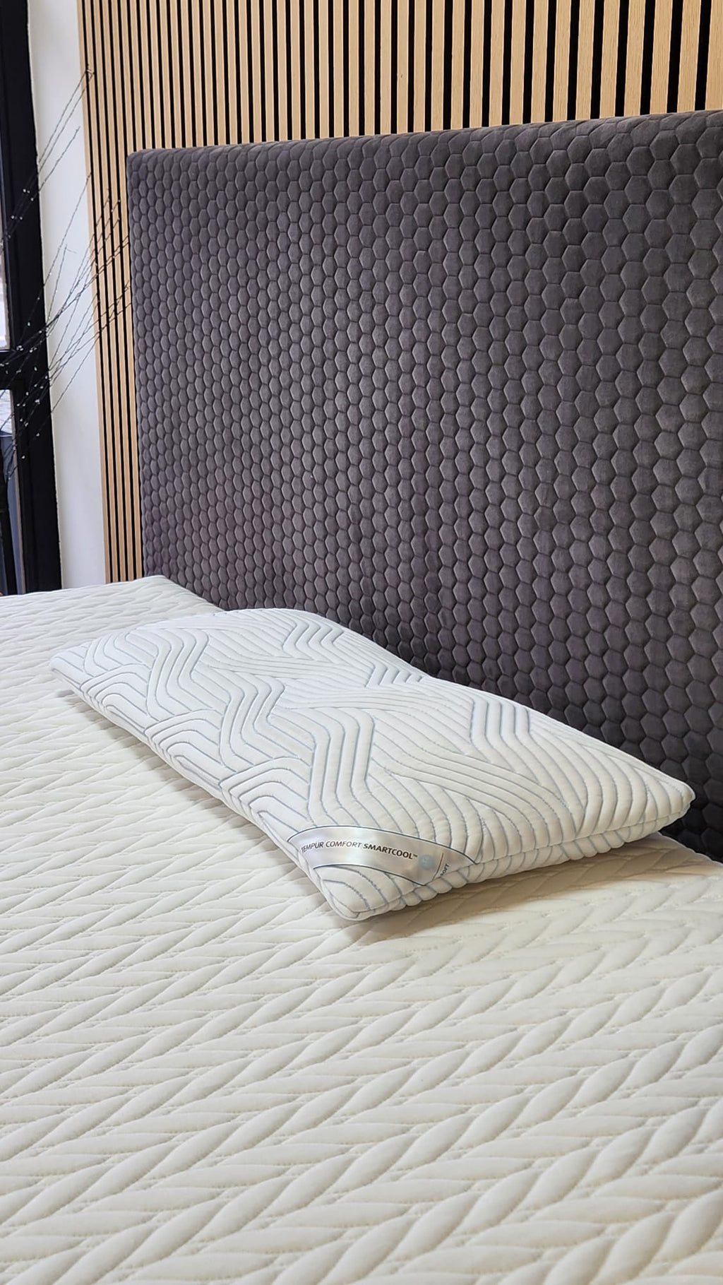 TEMPUR Comfort SmartCool™ Sleeping Pillow Soft / Medium